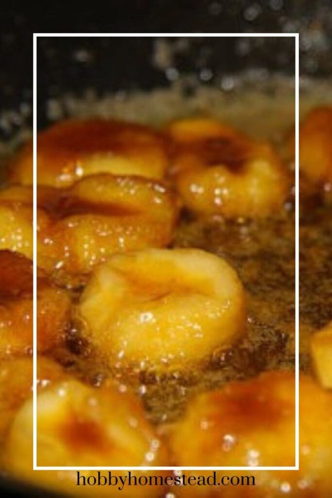 Cooking caramel sauce and banana slices